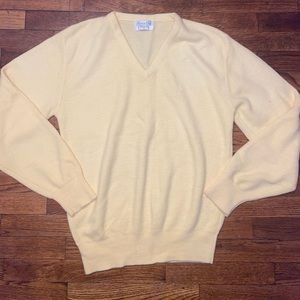 VINTAGE CHRISTIAN DIOR SWEATER